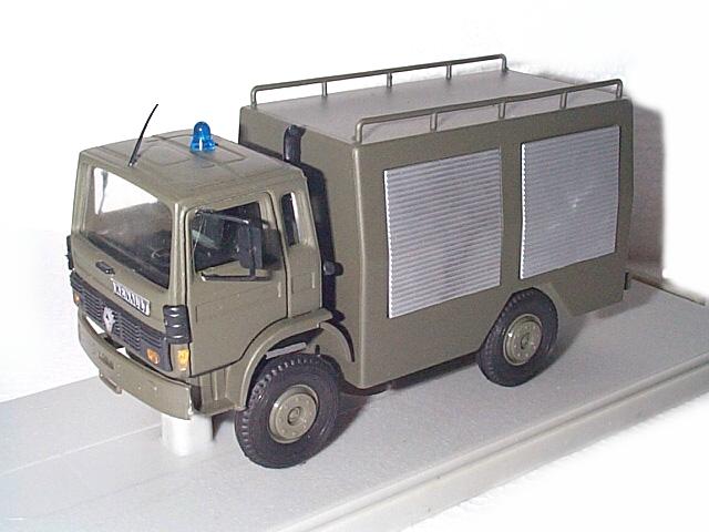 REPLEX - CEF - 1/43 - RENAULT 4x4- VAB - BLINDE - MILITAIRE
